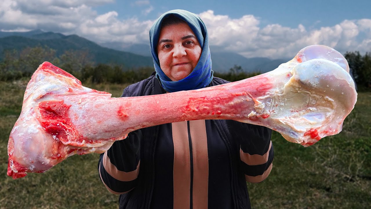 Secret Beef Bones Recipe in the Village –  Meat in Bones and Bone Marrow Cooking