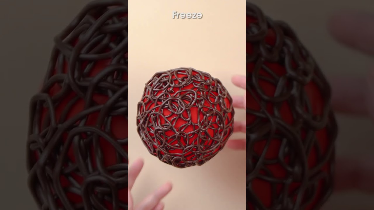 #Shorts Perfect Chocolate KITKAT Dessert #TopCake #Satisfying #Chocolate @YahTasty