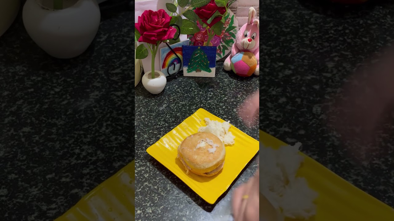 Toasted ICE-CREAM Bun Recipe | 2 Ingredient Dessert !#Shorts