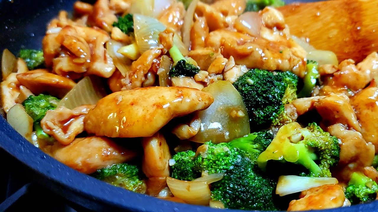 EASY Chicken STIR-FRY Recipe | Chicken  and Broccoli