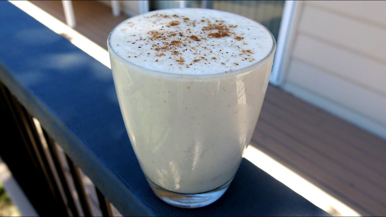 EGGNOG BANANA SMOOTHIE RECIPE