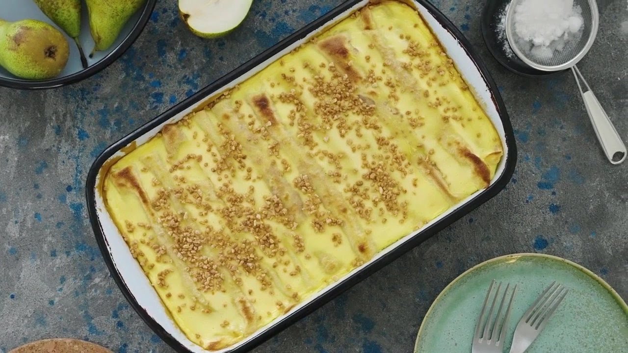 Pear Pancake Gratin- A delicious dessert conjured from simple ingredients| FAVORITE RECIPES