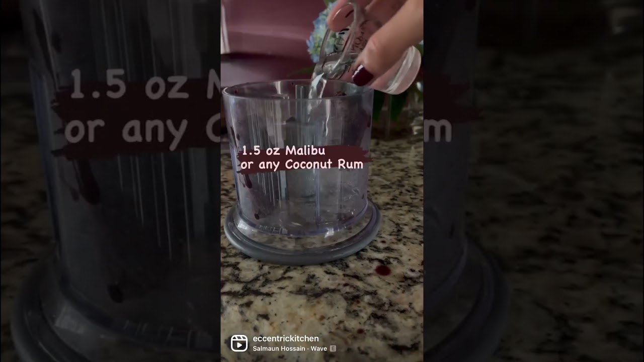 Cheers! #cocktail #smoothie #easyrecipe #cocktailrecipe #eccentrickitchen #shorts #foodie #drinks