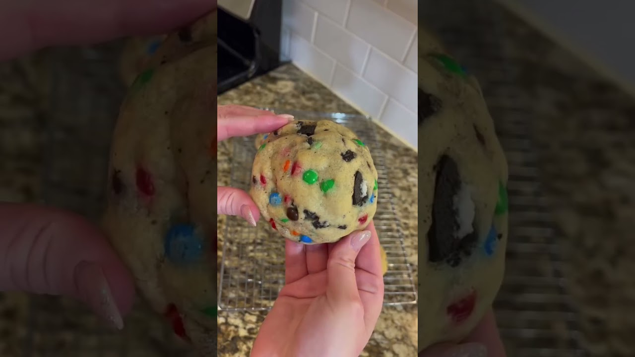 M&M Oreo Cookies #shorts #dessert #dessertrecipes #recipeoftheday