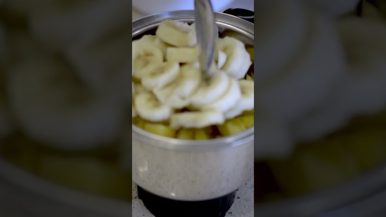 Tropical Paradise: Banana Pineapple Smoothie Recipe