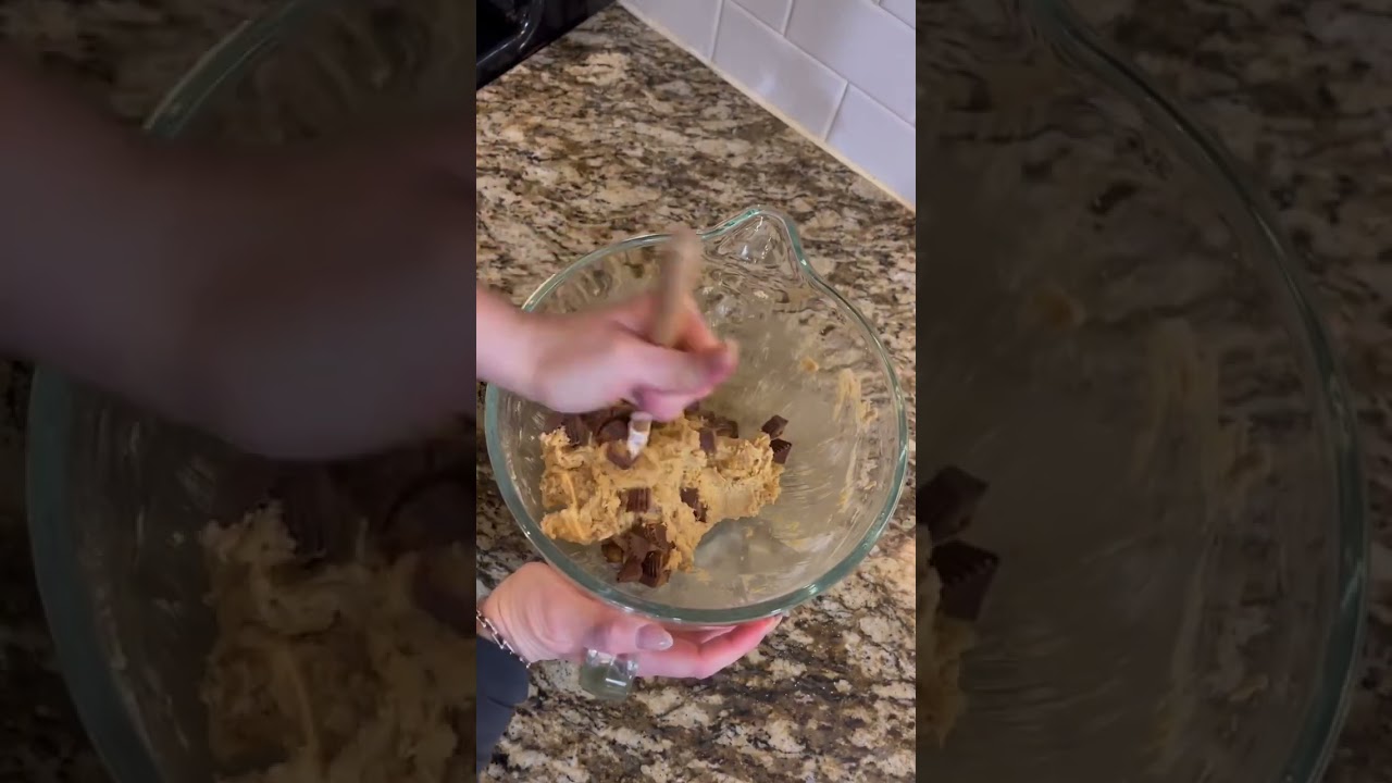 Copycat Crumble Peanut Butter Cup Cookies #shorts #dessert #recipes  #desserts #recipeoftheday