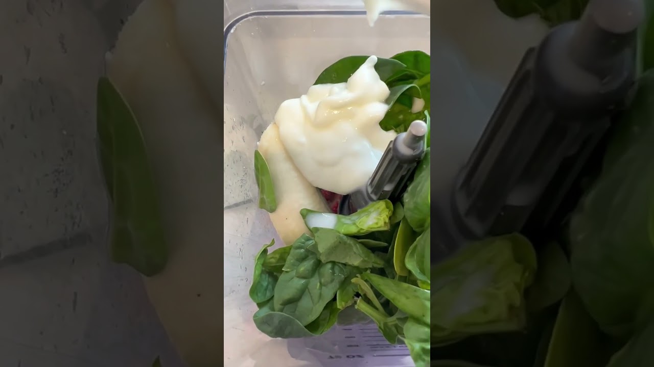 My favorite Green Smoothie Recipe! Only 6 ingredients! #shorts #shortvideo #shortsfeed #fyp #healthy