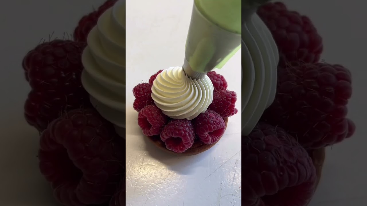 Recipe for Mini Raspberry Pie | Best Dessert for Tea Time