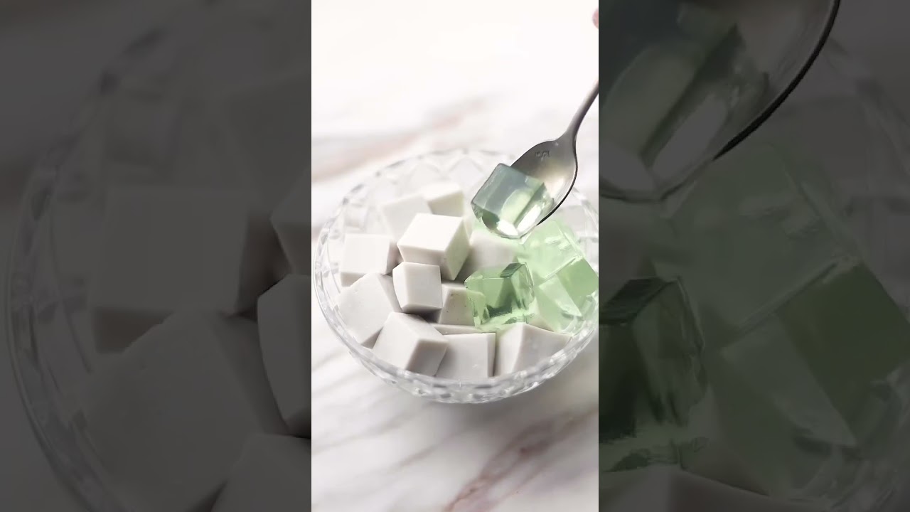 #shorts #shortvideo #asmr #asmrsounds #recipe #pandan #coconut #dessert #coconutdessert