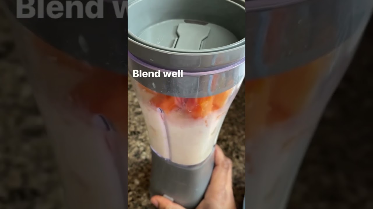 Simple Papaya smoothie #smoothierecipes #yummyrecipe #bananasmoothie #shorts #delicious #foodlover