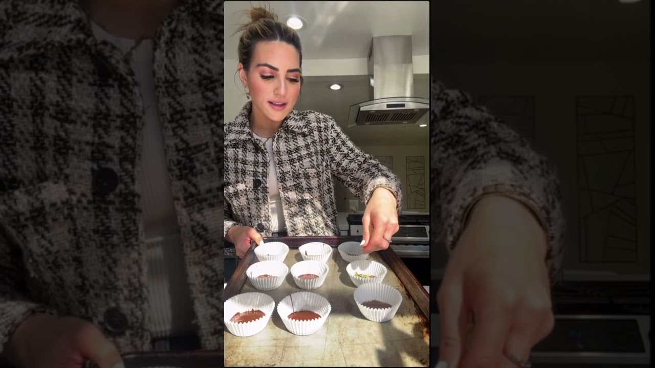 Easy Chocolate Dessert #Recipe #nobakedessert #shorts