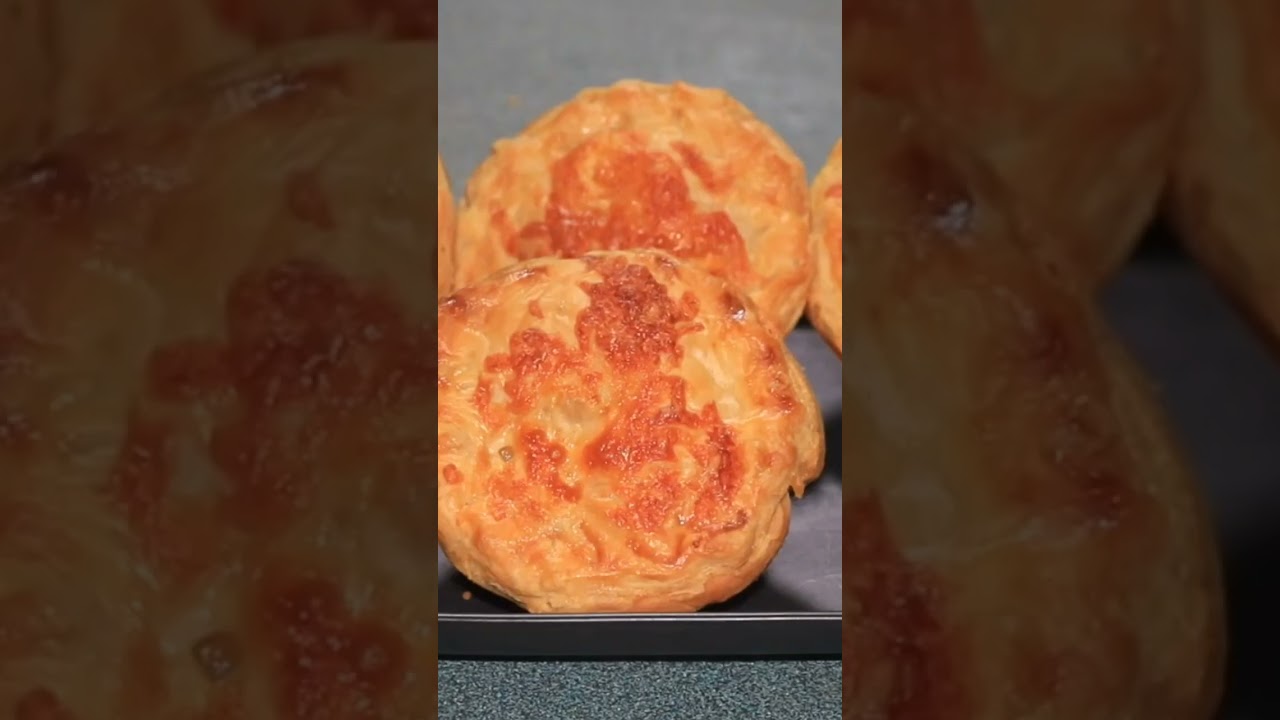 Beef & Cheese Pie #shortvideo #recipes #shorts #shortfeed #pies #pastry #recipe #short #shortsfeed