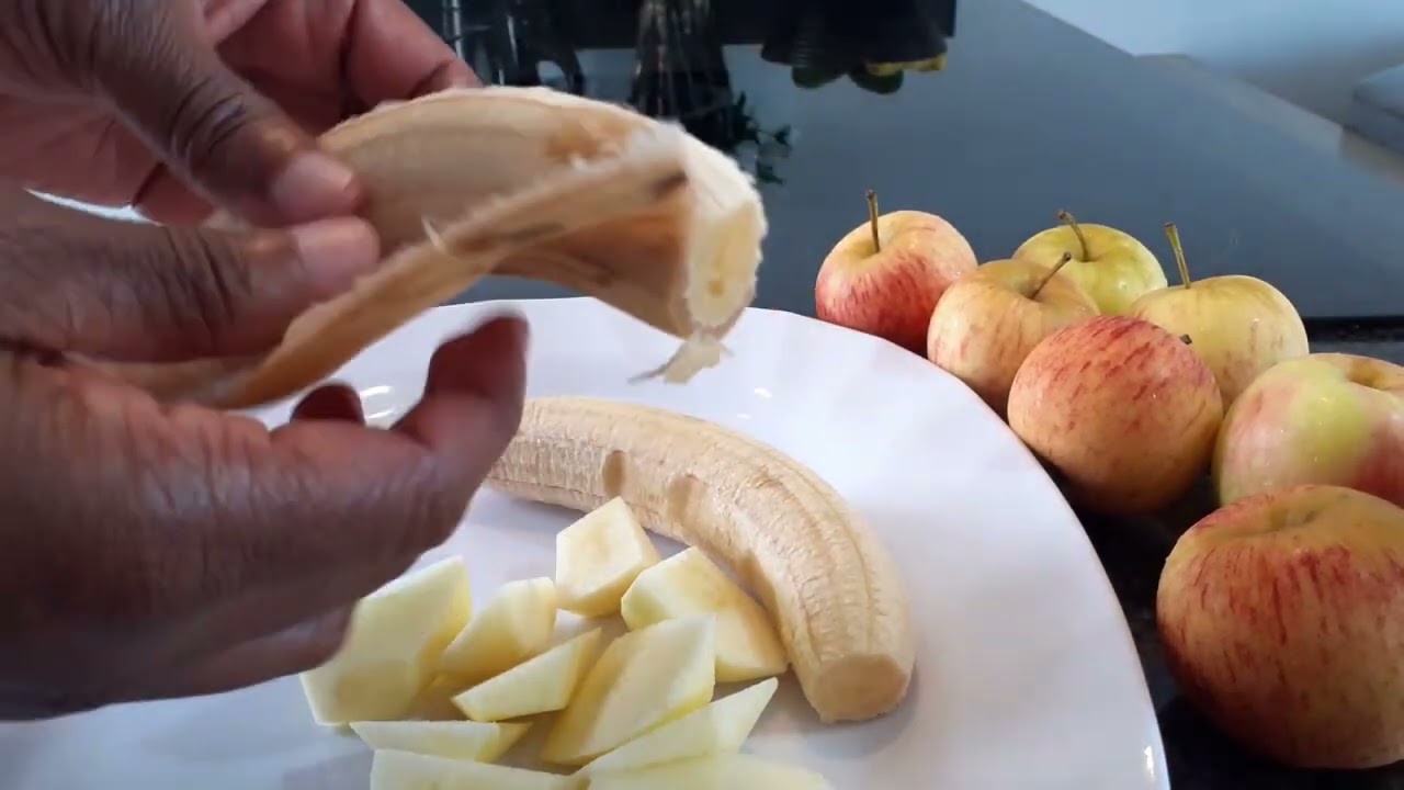 APPLE BANANA SMOOTHIE – Healthy Breakfast Milkshake Recipe Video(Recipe-006) #theafrocentricchef