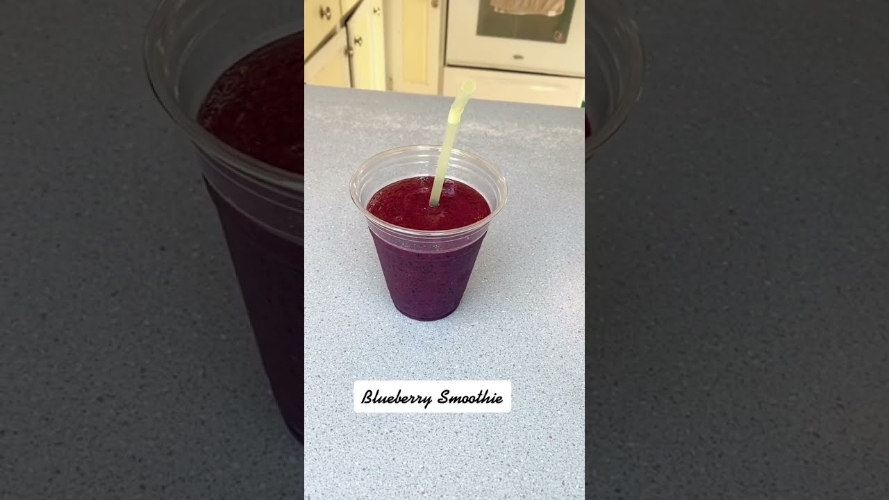 Easy & Simple Blueberry Breakfast Smoothie Recipe