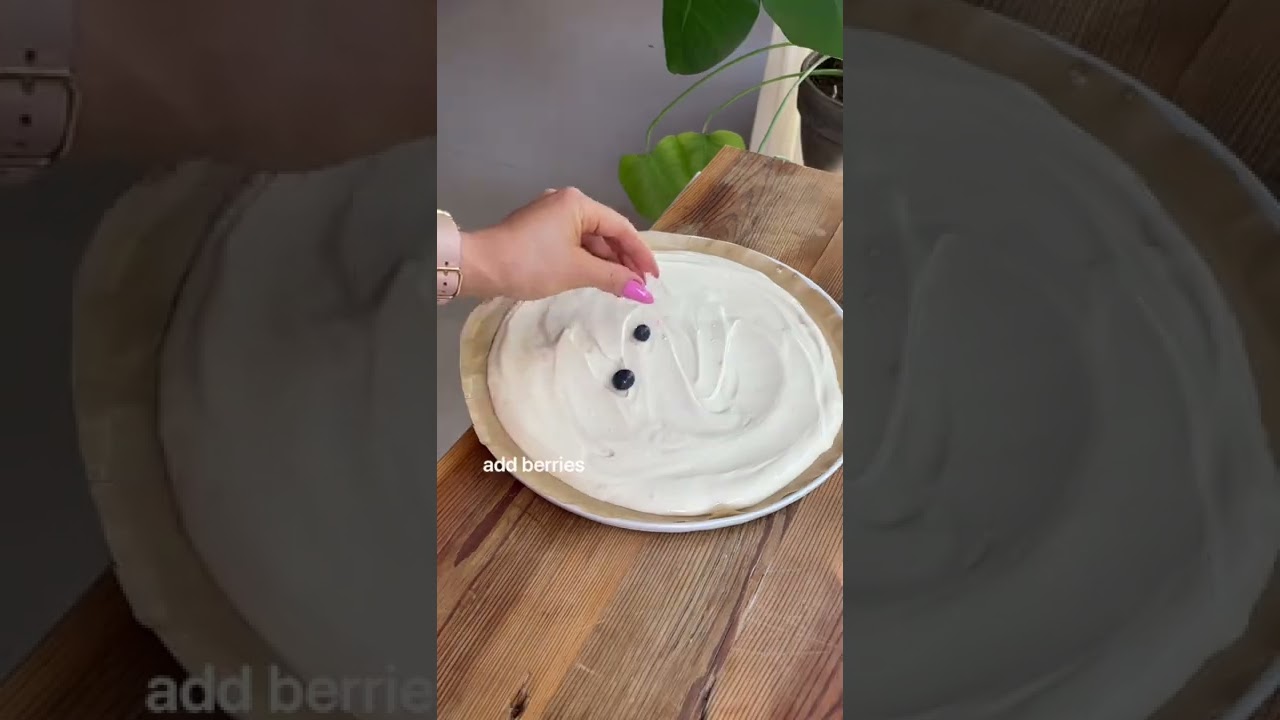 this is your sign to try this bomb dessert or SWEET SNACK (so easy, so good)