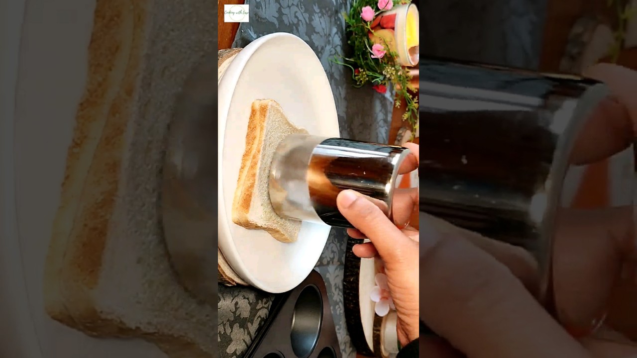 Quick Bread Dessert Cups #festiveseason #dessert #shorts #short  #CookingwithEase