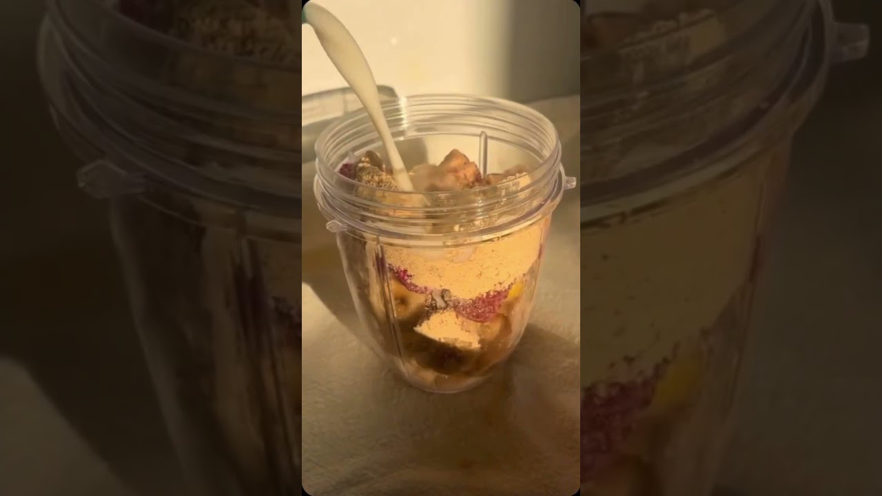 Strawberry Mango Smoothie Recipe