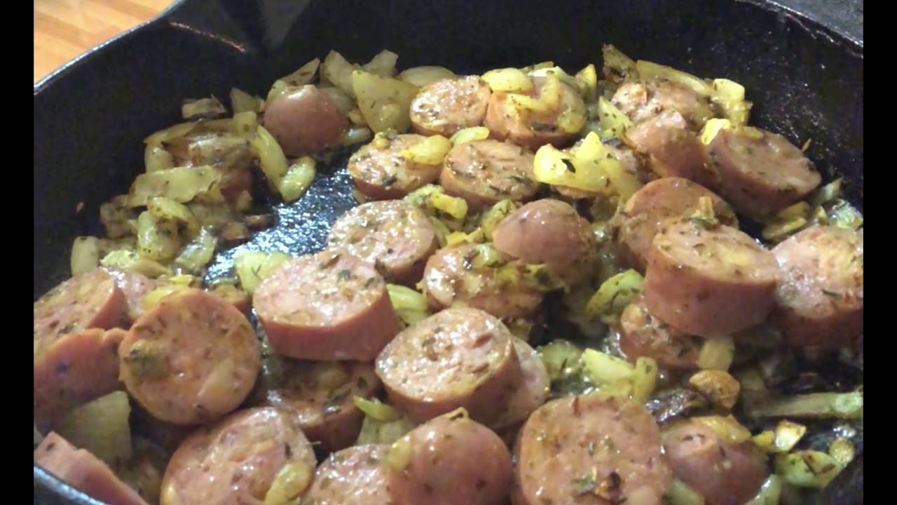 EASY HEALTHY CHICKEN APPLE SAUSAGE! YUM!