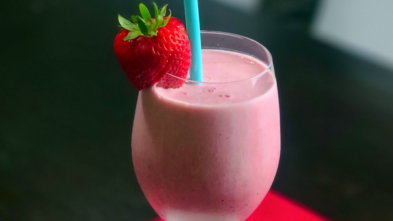 How to Make a Strawberry Smoothie | Easy Ninja Foodi Power Blender Recipe