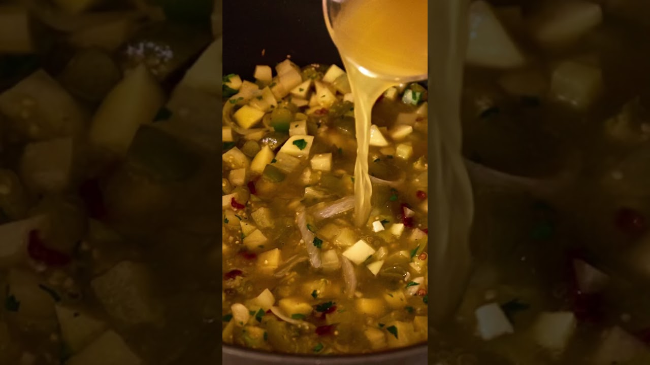 Tomatillo Chicken #recipes #recipe #mexicanrecipes #mexicanrecipe #mexico  #tomatillochicken