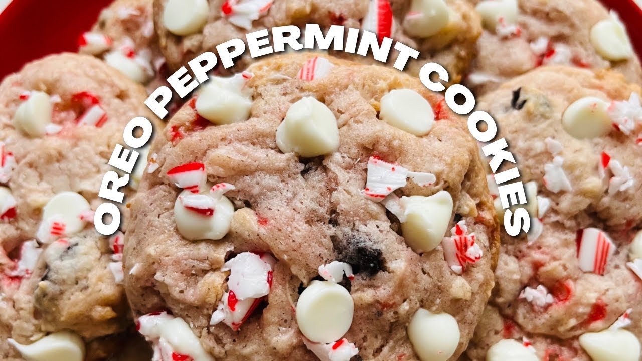 Oreo Peppermint Cookies Recipe | Christmas Dessert Recipes | Paola Santana