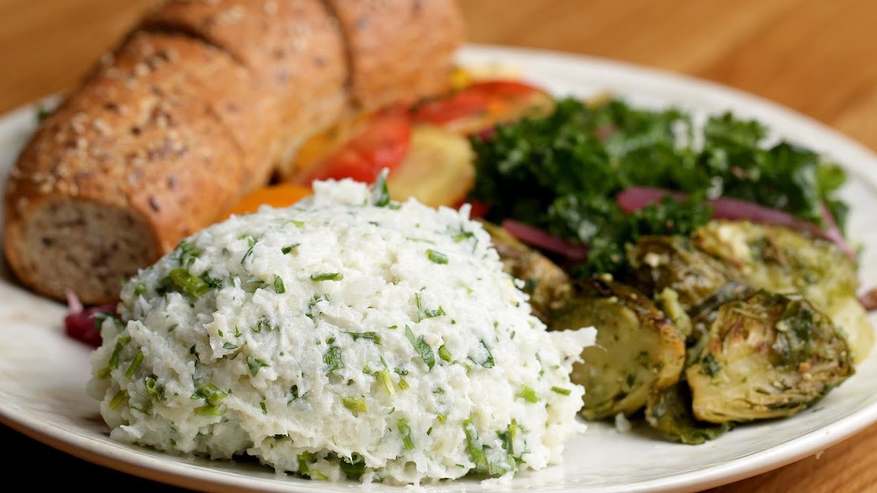 Garlic & Herb Cauliflower Mashed “Potatoes”