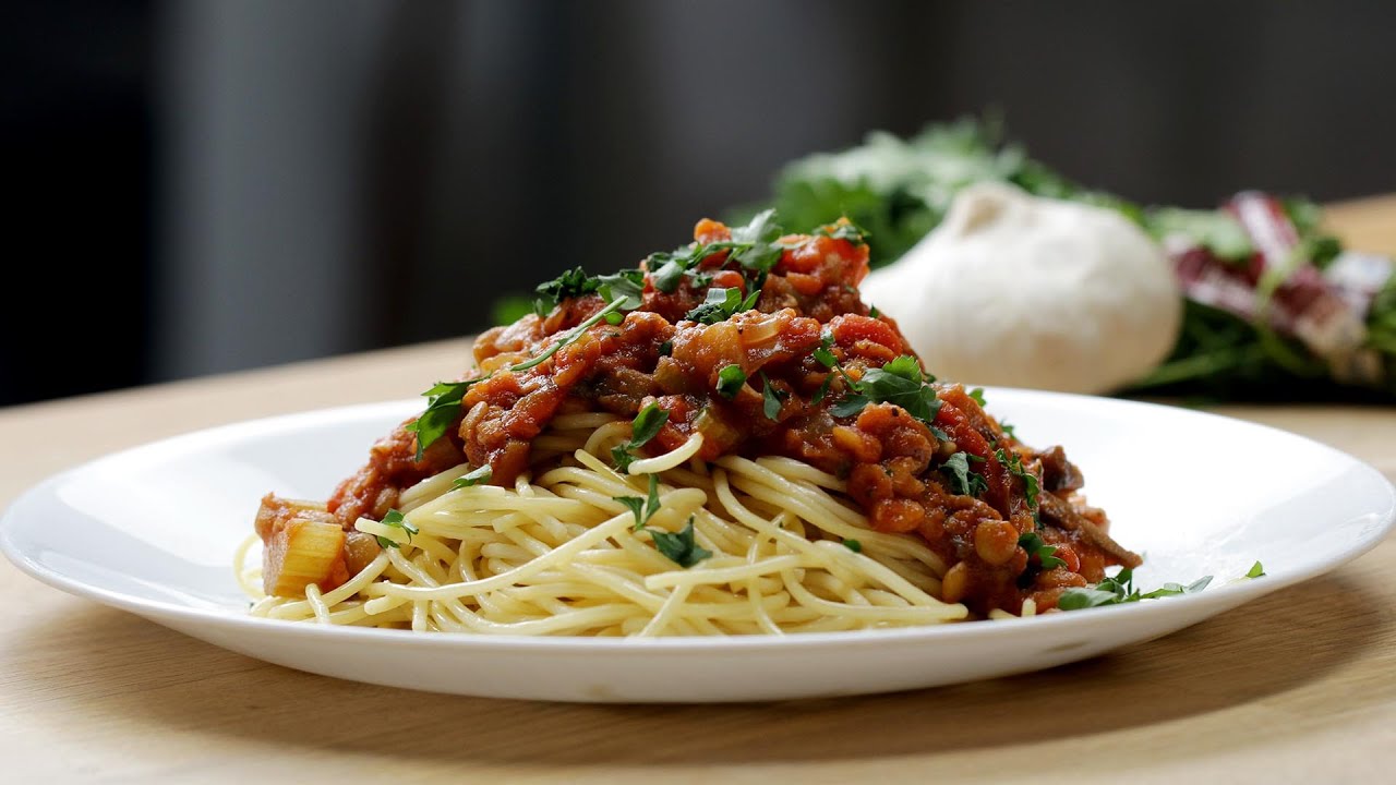 One-Pot Lentil Bolognese