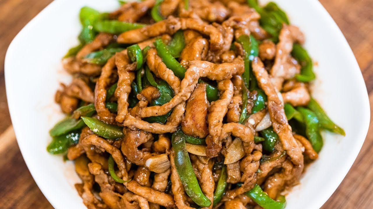 The Secret to Tender and Succulent Meat (Stir Fry Pork With Green Pepper)
