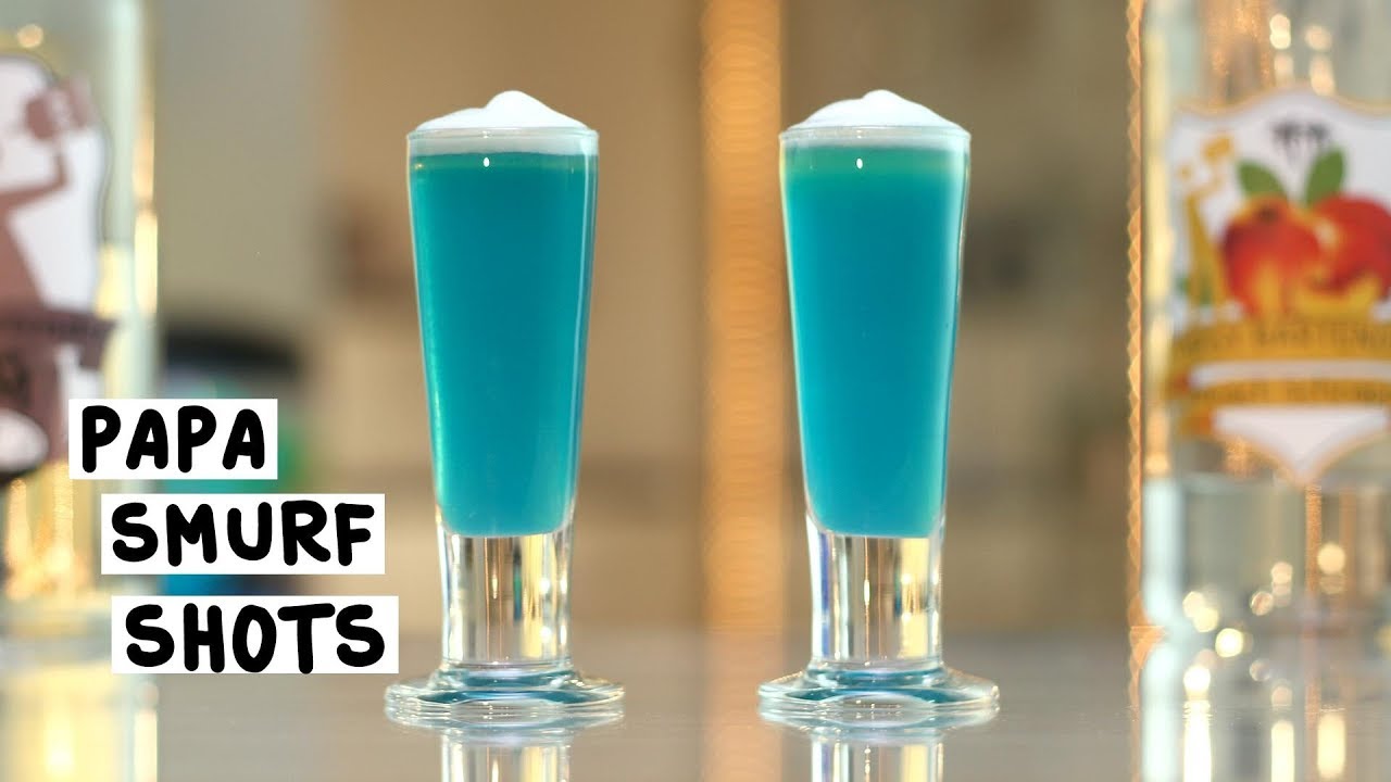 Papa Smurf – Tipsy Bartender