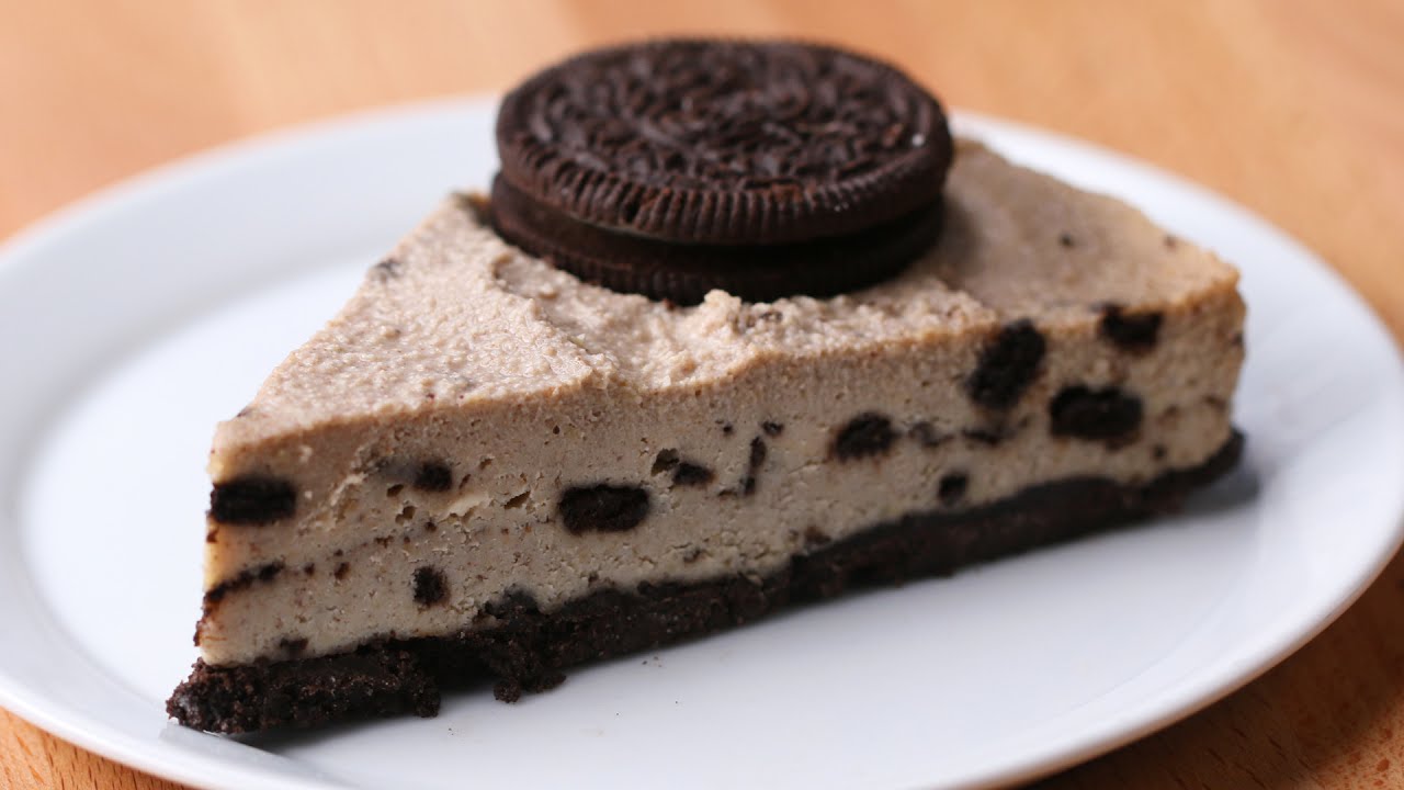 Vegan Cookies And Cream Cheesecake