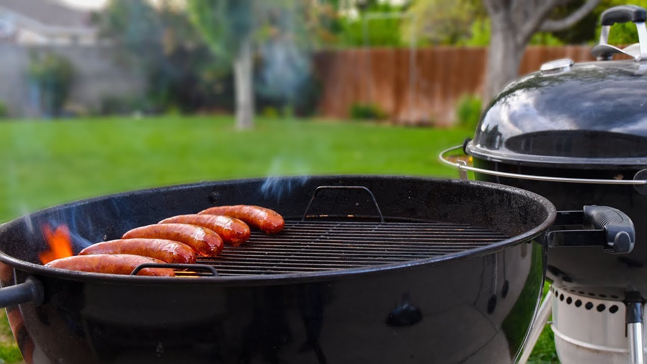 Beginners Guide to Using a Charcoal Grill