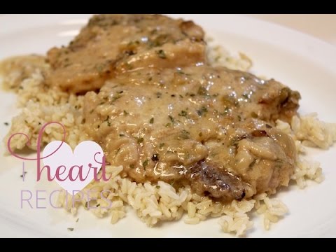 Easy Southern Smothered Pork Chops and Gravy (Slow Cooker Recipe) | I Heart Recipes