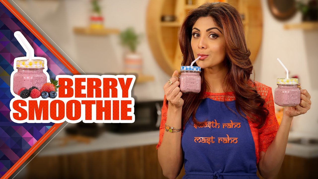 Strawberry Blueberry Smoothie | Shilpa Shetty Kundra | Healthy Recipes | The Art Of Loving Food