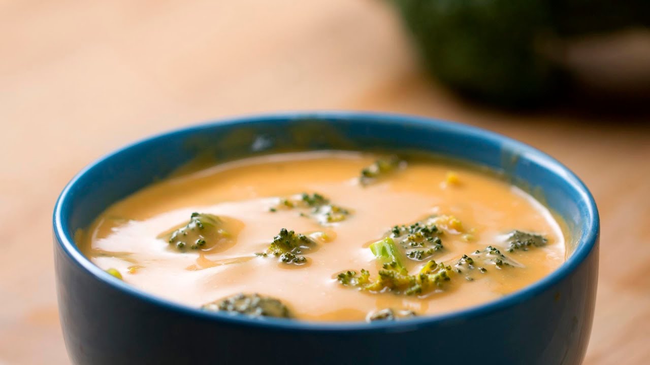 The Creamiest Vegan “Cheesy” Broccoli Soup #VeganWeek