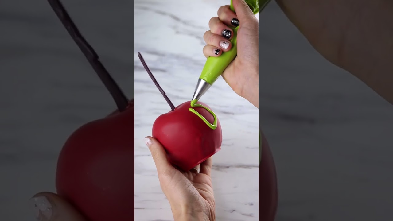 Snow White Poison Apple ? VLOGTOBER DAY 7 #shorts #shorts30