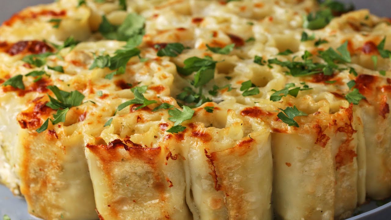 Pull-Apart Chicken Alfredo Lasagna Rolls