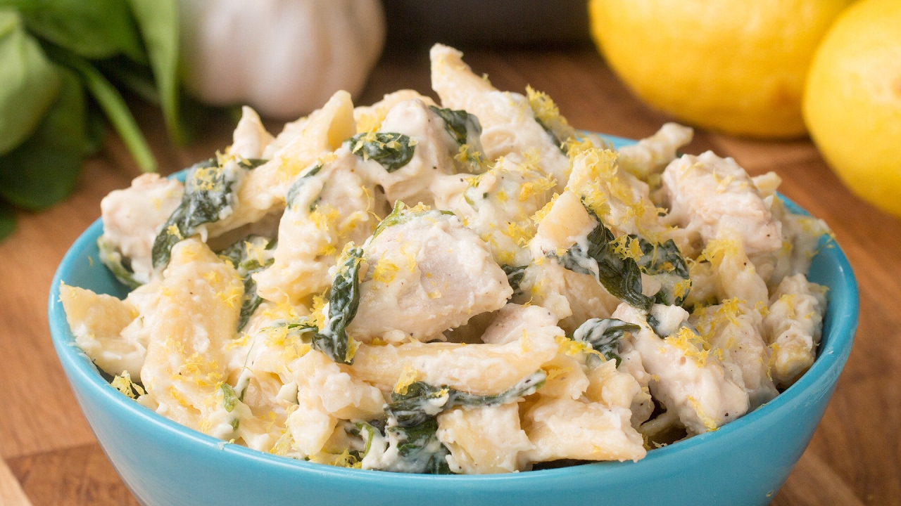 One-Pot Cheesy Lemon Chicken Pasta