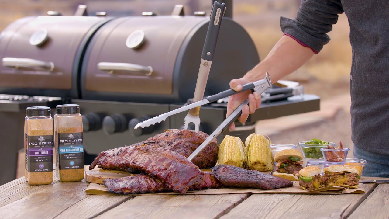 Overview of the Pit Boss Pro Series Combo Grill, exclusively at Lowe’s