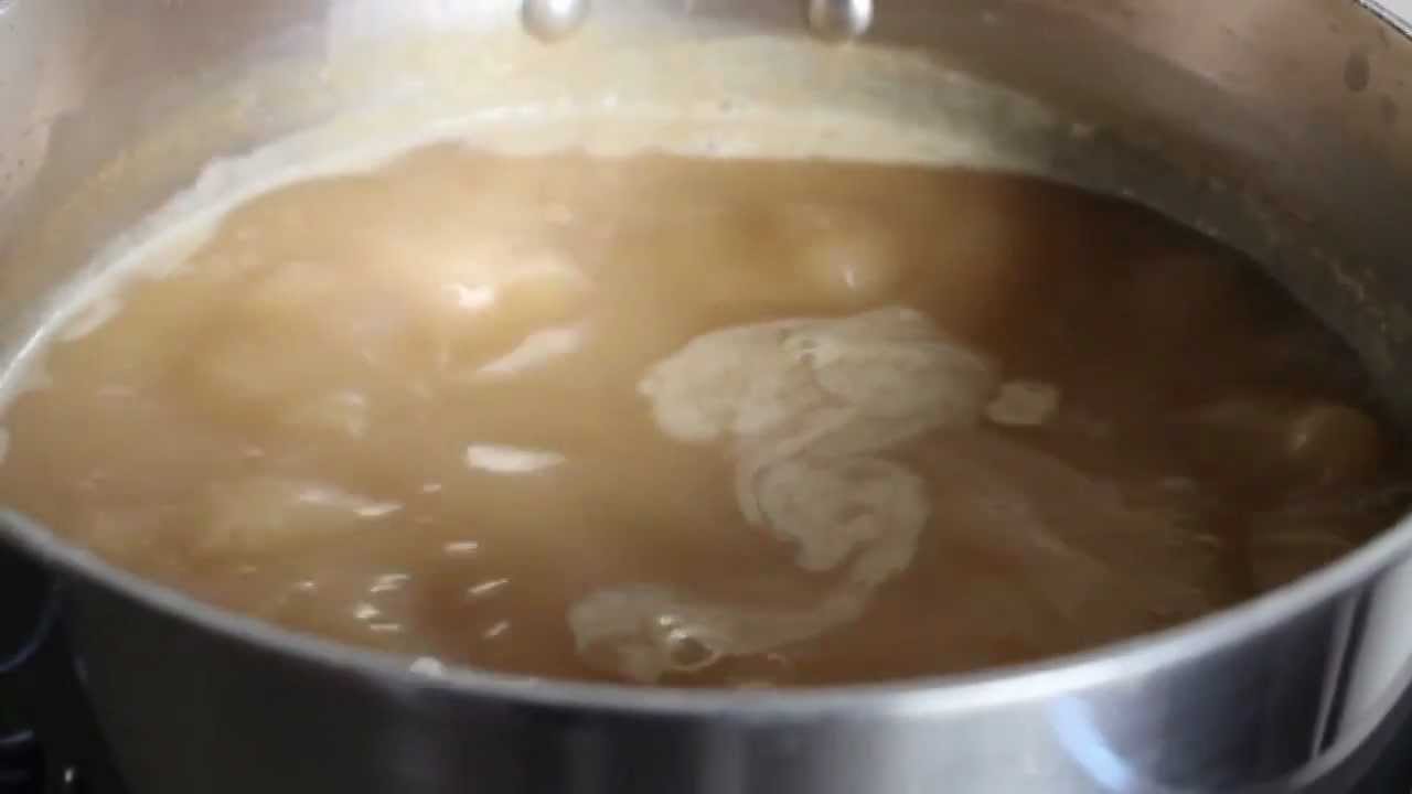 Turkey Wing Gravy Recipe — Make Ahead Turkey Gravy for Thanksgiving