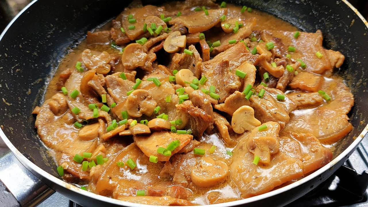 Pork Mushroom Recipe (Pork Belly Pieces in Creamy Mushroom sauce)