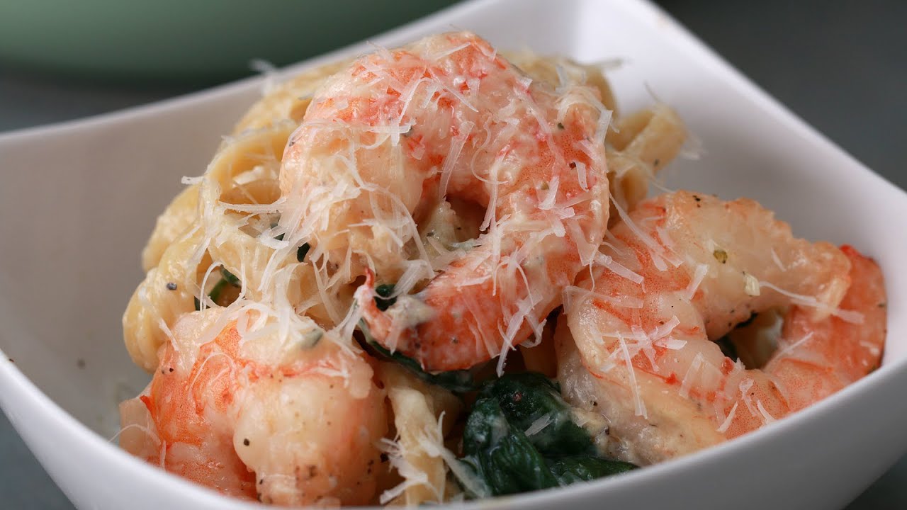 Creamy One-Pot Spinach Shrimp Pasta