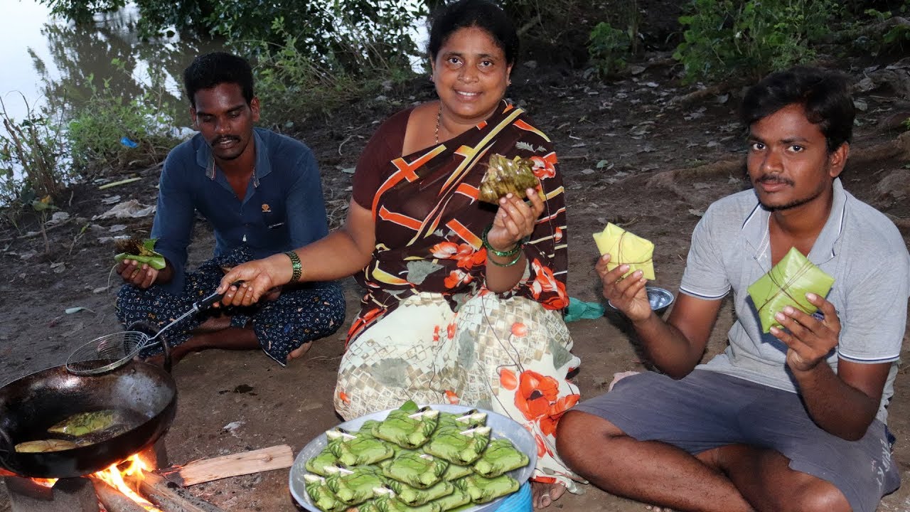 Banana Leaf Chicken || Traditional Chicken Recipes || Village Style Cooking