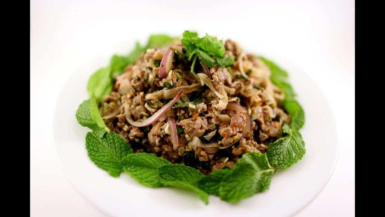Spicy beef salad(plea sach ko/beef larb or laap)