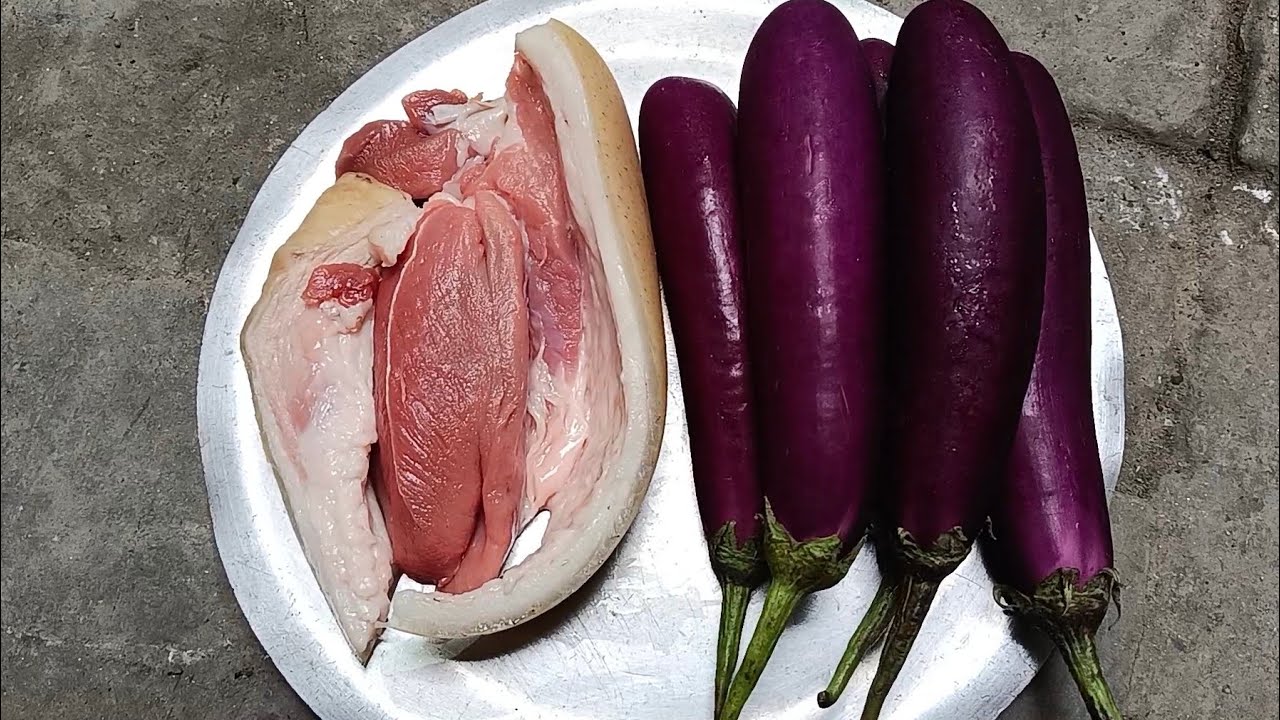 Suar ka meet bengan mein kaise banaye ll Pork and bengan recipe ll jiva family vlogs