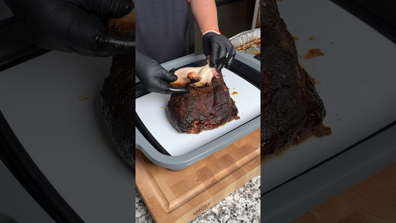 The BEST Pellet Grill Pulled Pork #smoked #bbqrecipes #recipe