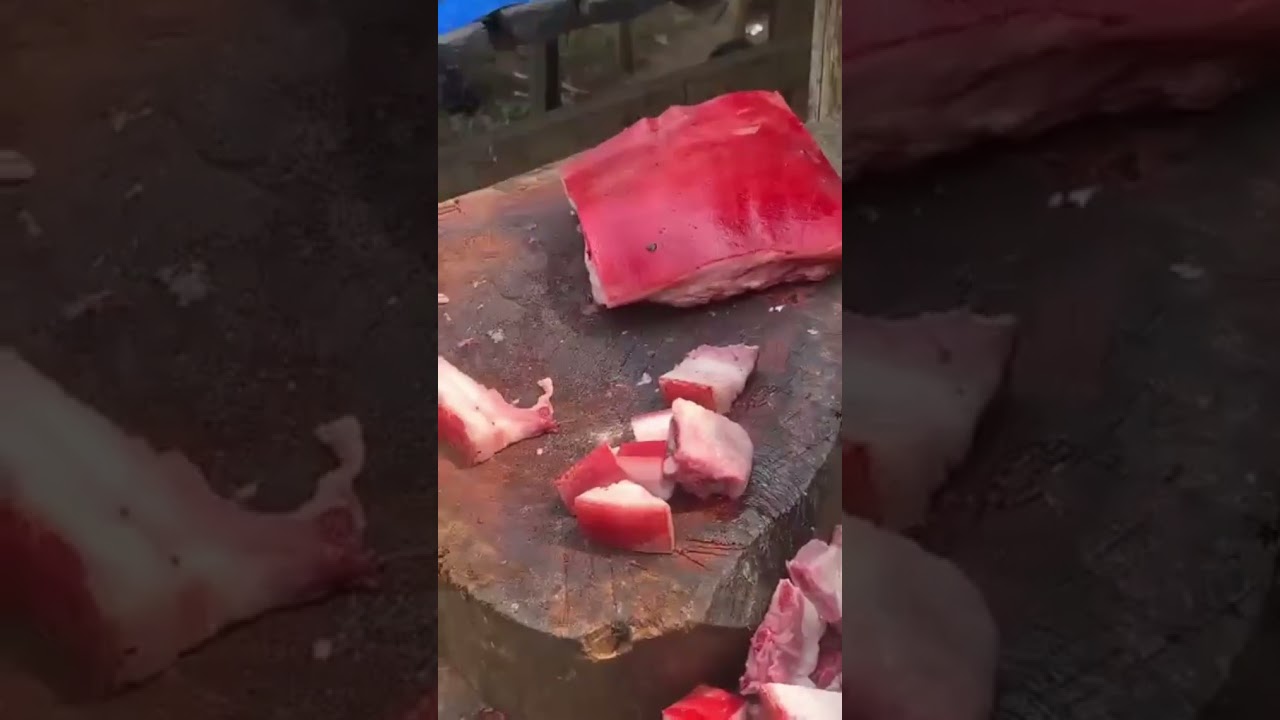 #pork #food #meatmarket #porkfood #fishcutting #pigfeed #porkrecipes #fishing #streetfood