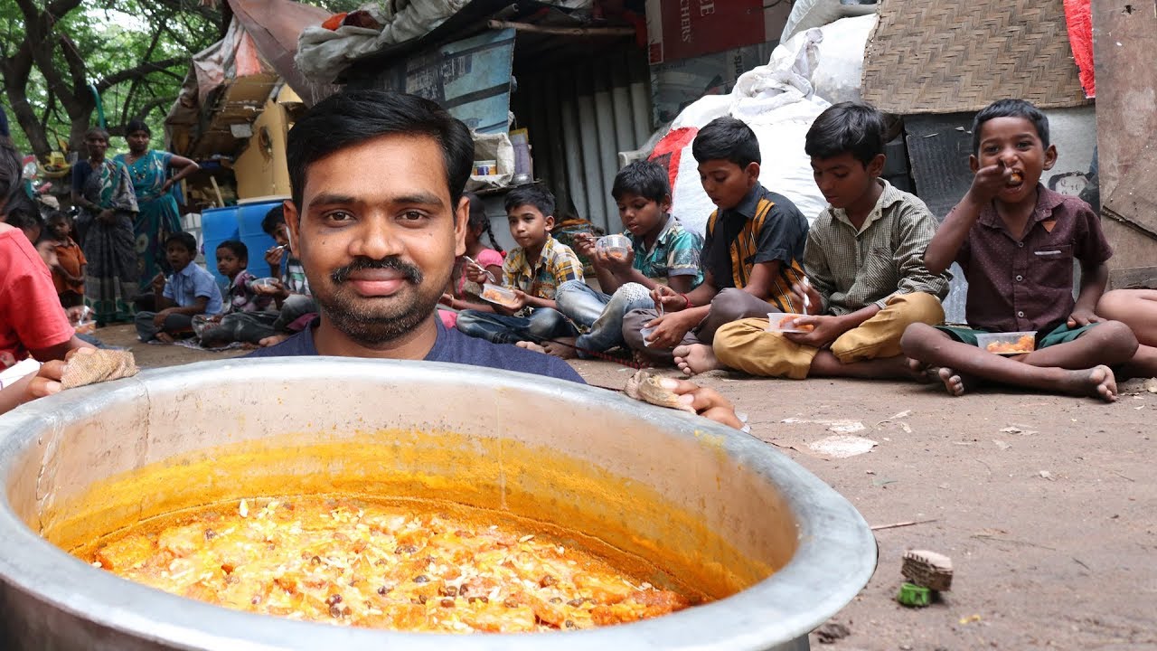Shahi Tukda Dessert | Double ka meetha Donating to Homeless | Street Kitchen