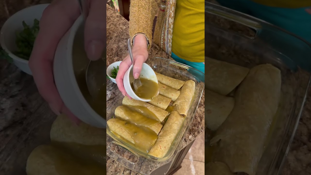 Pulled Pork Enchiladas Verde RECIPE on dinnerin321.com #recipe #yummy #pork #easyrecipe #delicious