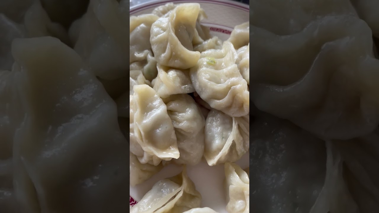 Pork Momo #nepalirecipe #pork #dumplings #tomatochutney #porkrecipes #steamed #juicy #yummy #food